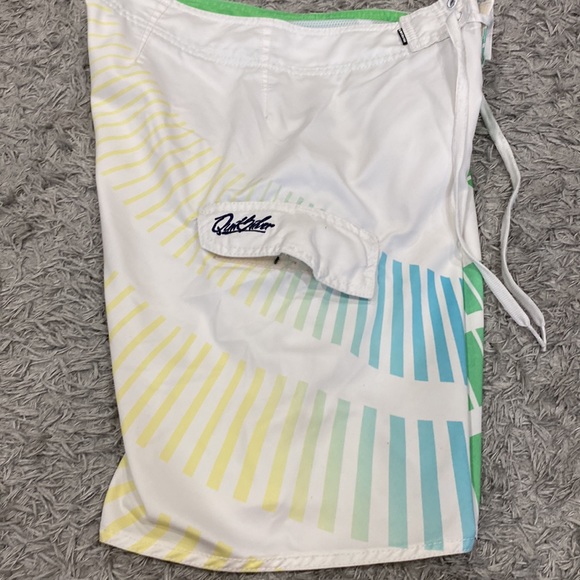 Mens Quicksilver Swimming Short (29W) - Picture 4 of 6